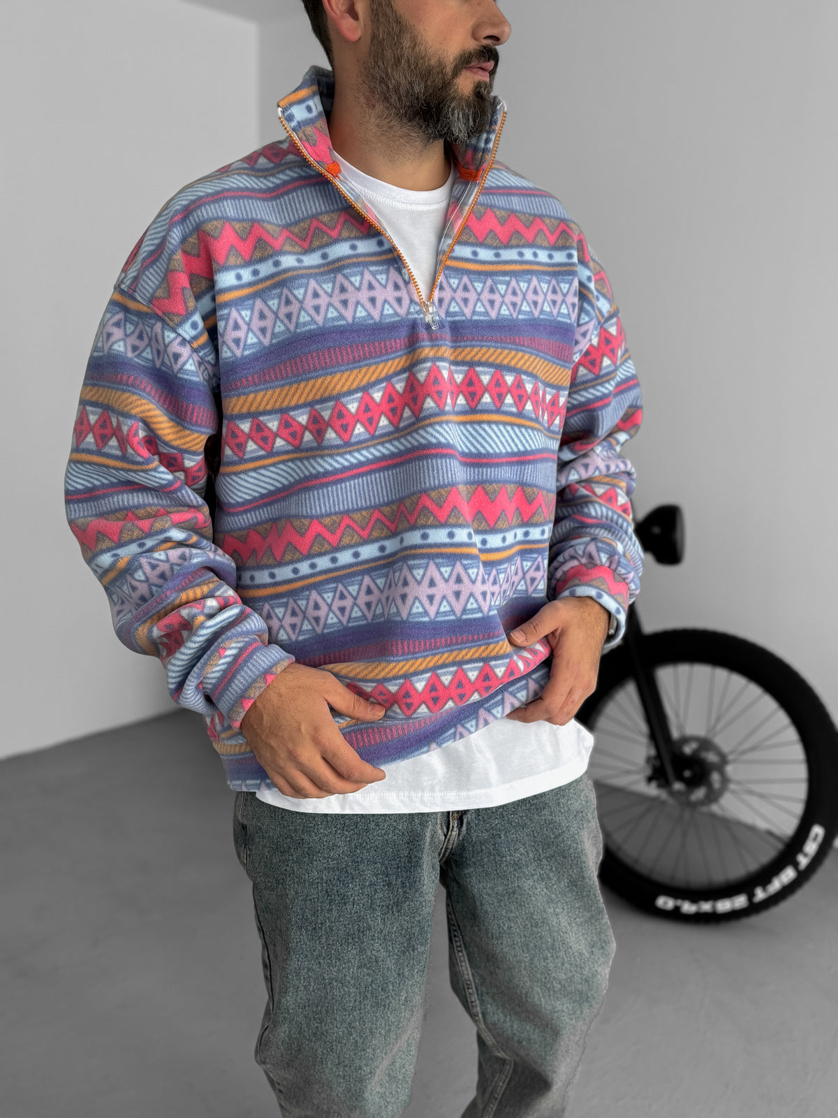 Halv lynlås fleecetrøje i lyseblå og rød