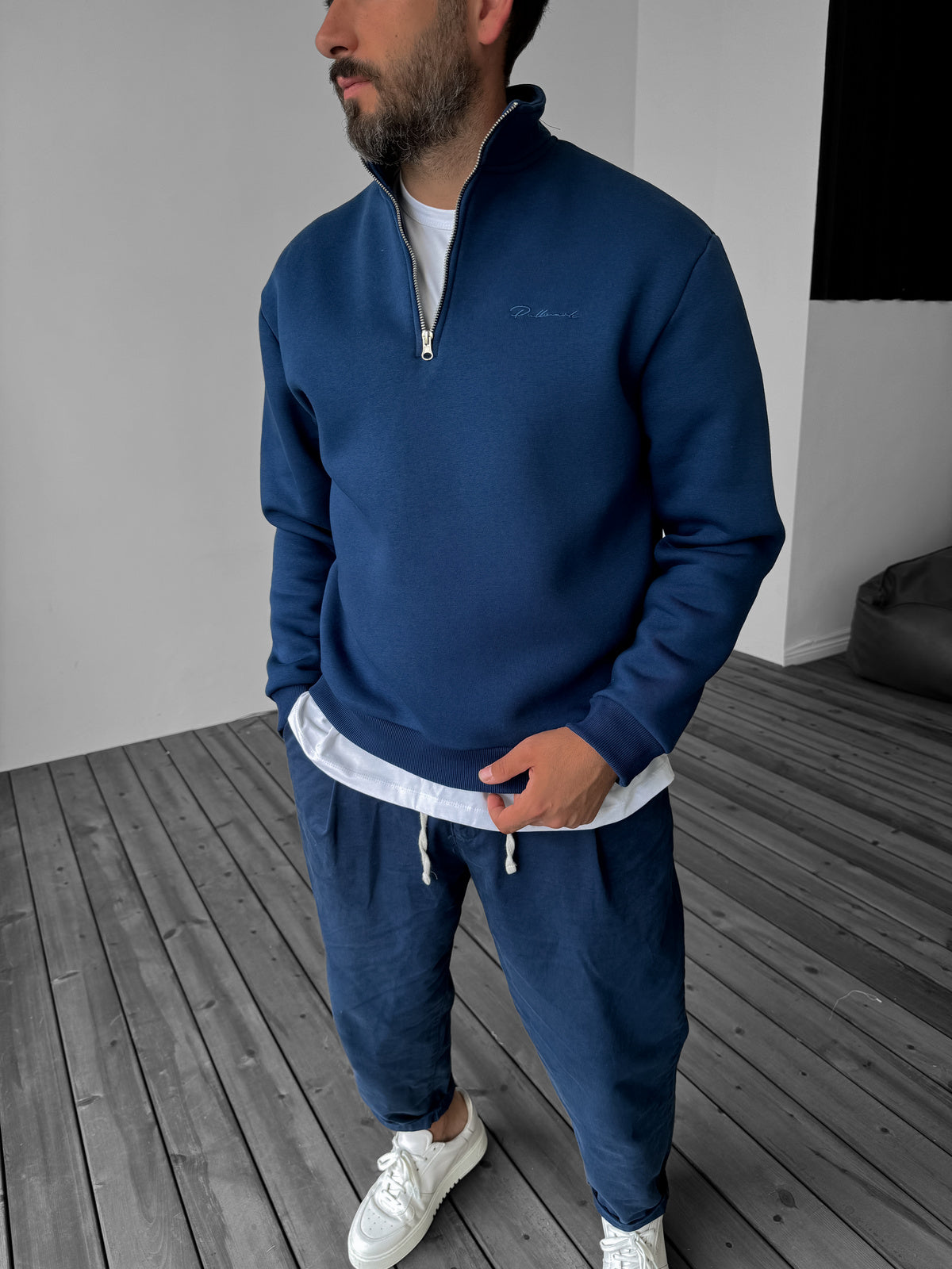 Basic sweatshirt med lynlås regular fit i blå