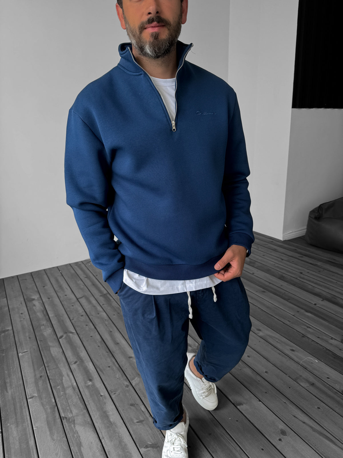 Basic sweatshirt med lynlås regular fit i blå