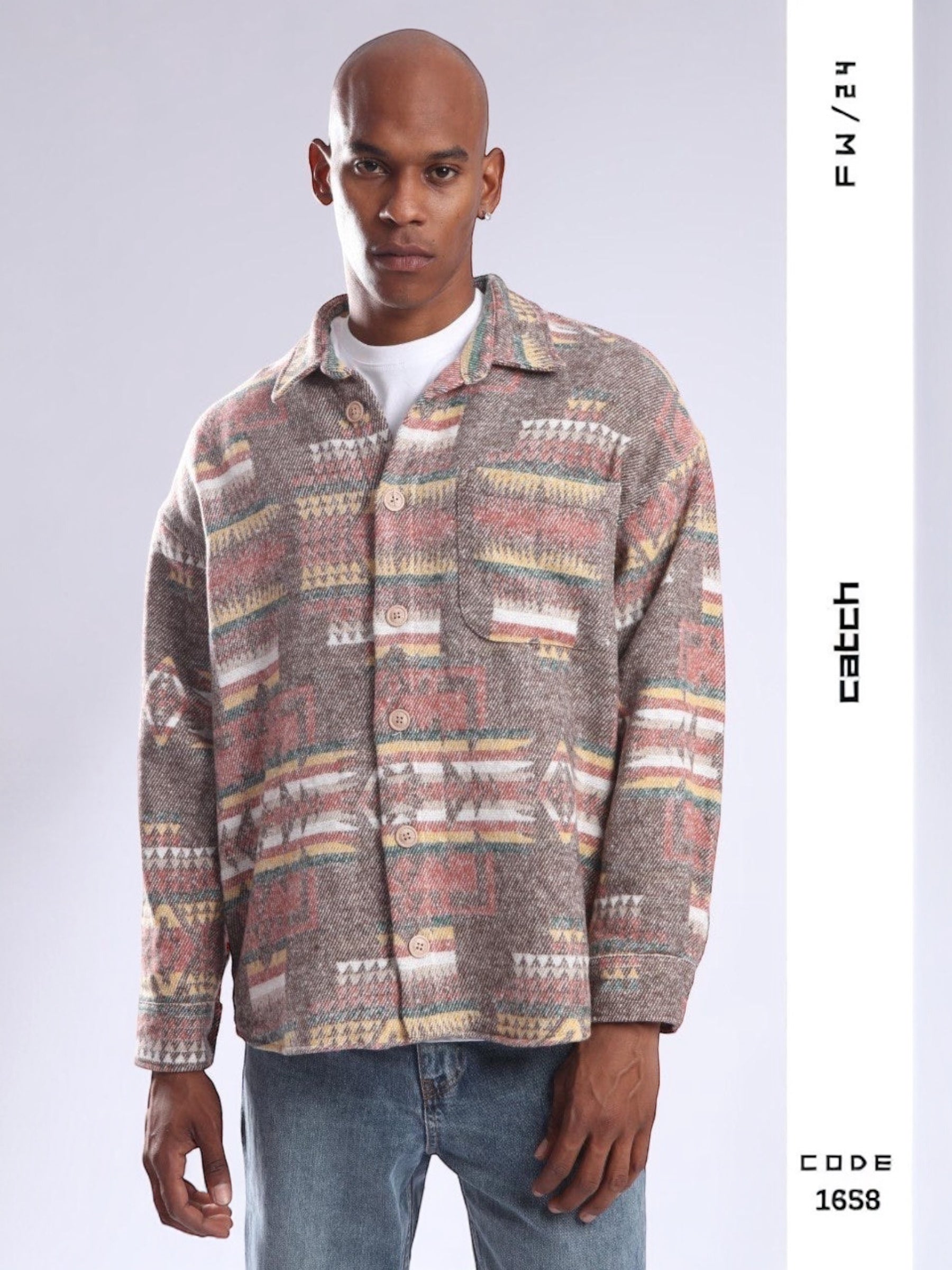 Flannel skjorte med etnisk mønster i brun
