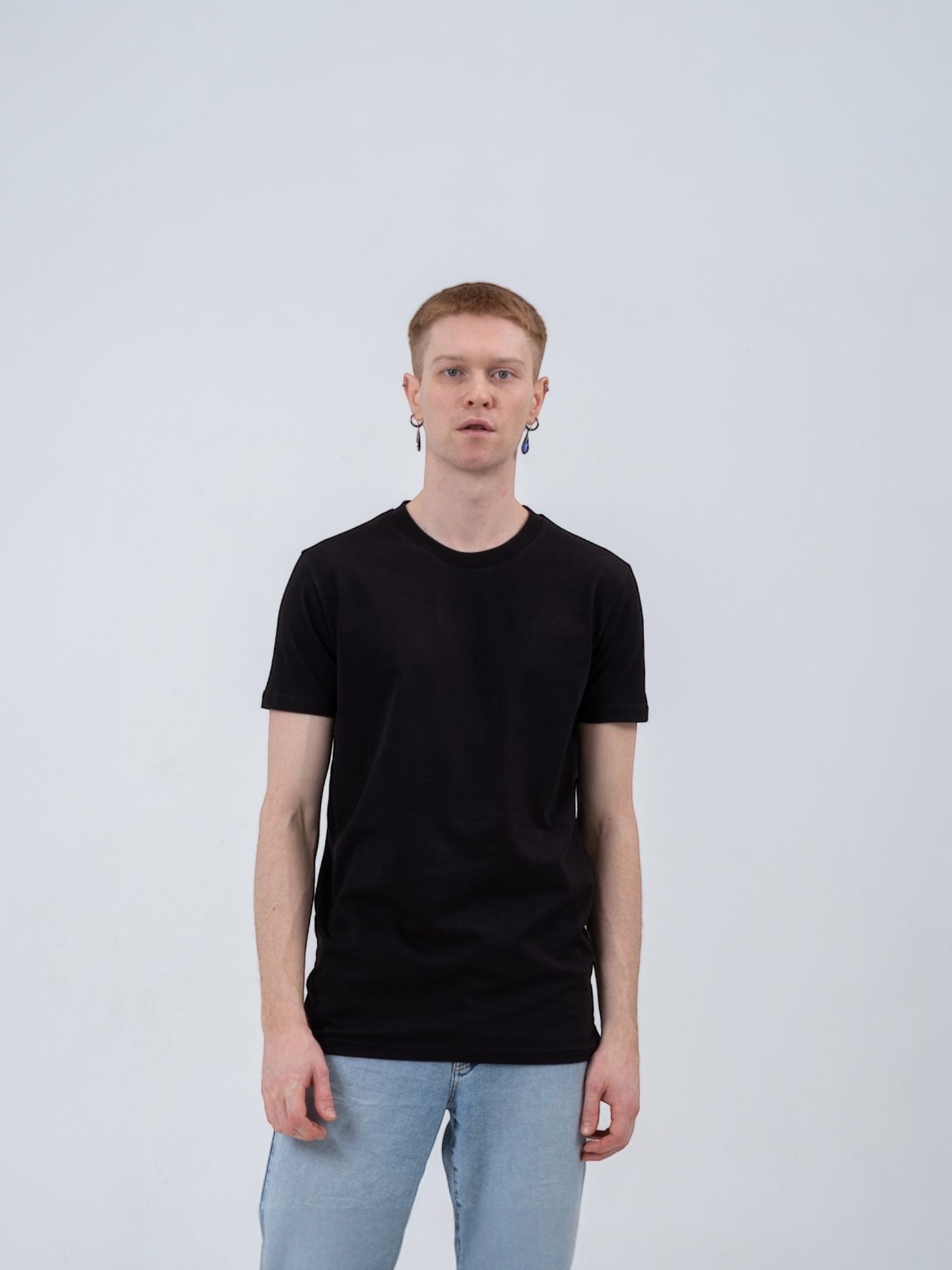 Two Bucks basic t-shirt i sort